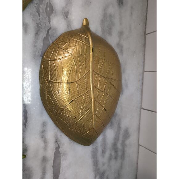 Pressed Glass Leaves Set, Green Decorative Leaves, Gold Paint Trim, Set of 4‎ - Picture 5 of 9